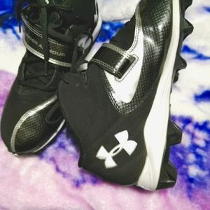 Under Armour Men's Football Cleats sz 9